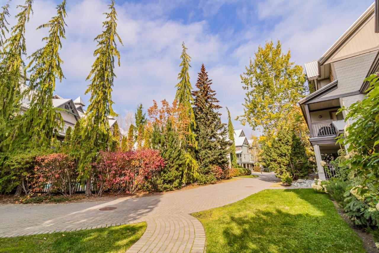 Aparthotel Northstar Whistler Esterno foto